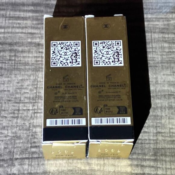 -Lot of 2 🌺- Chanel Sublimage La Creme Yeux Ultimate Regenerating Eye Cream 3ml - Picture 4 of 7